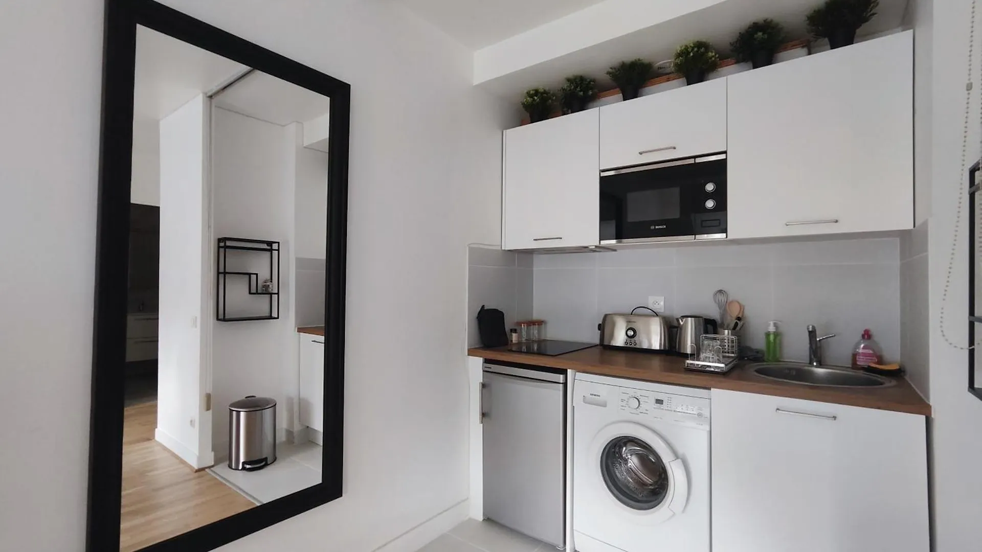 Appartamento Rue De Berri - 8 Parigi