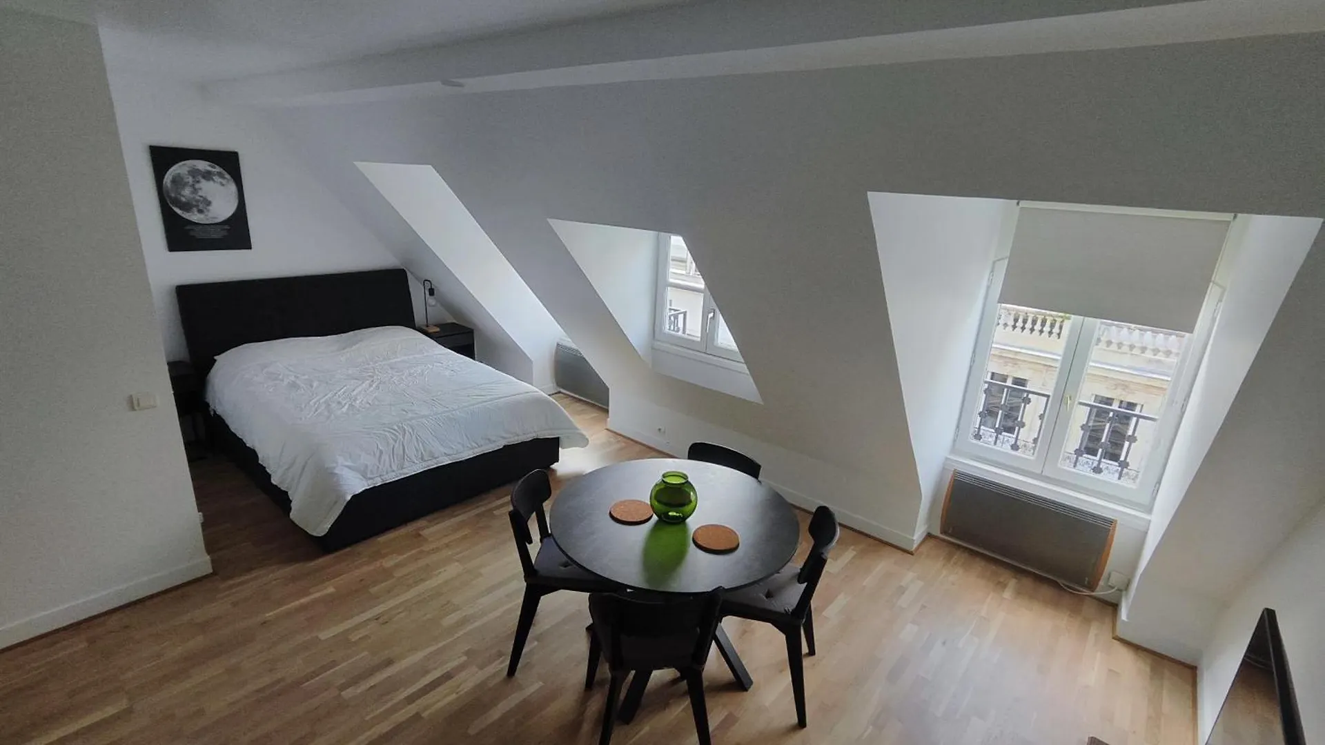 Apartment Rue De Berri - 8